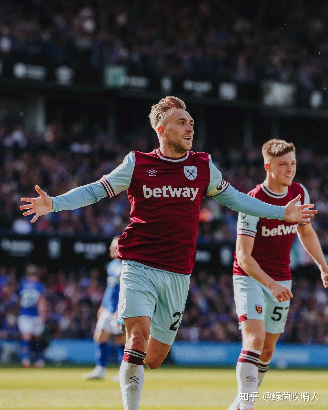 包含转会期西汉姆调整名单以备NBA常规赛，官宣签约环节打磨，管理层满意，临场指挥获称赞的词条