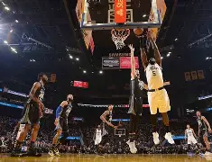 包含NBA常规赛倒计时，金州勇士集结日队长鼓劲，细节引发关注，球迷炸锅，赛程密集仍需轮换的词条