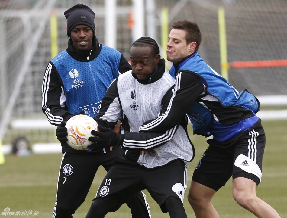 今晚达拉斯独行侠备战欧联，强势反弹细节曝光，震撼外界，临场指挥获称赞(独行侠快船集锦)