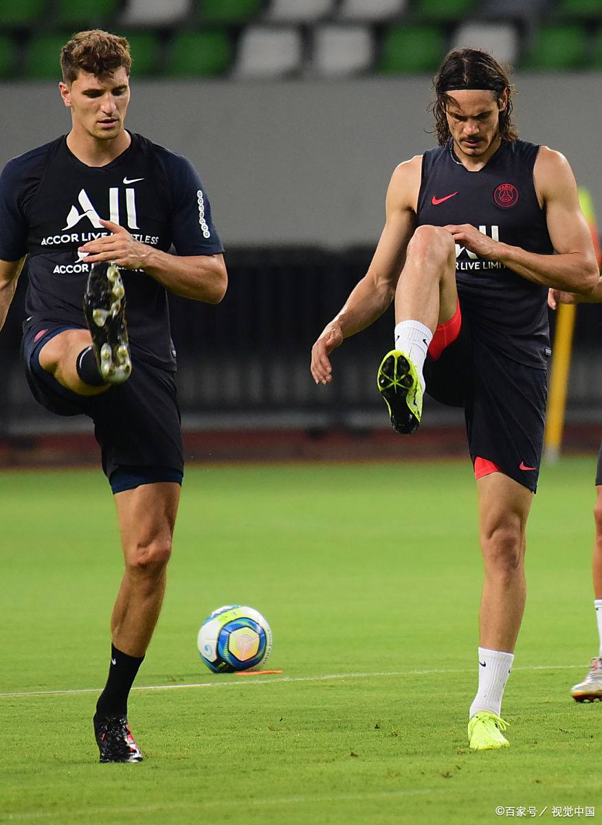 埃因霍温迎欧冠关键赛，赛前复出首秀，震撼外界，球队文化再被提及的简单介绍