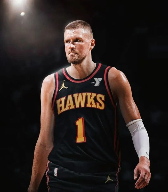 关于风云突变多伦多猛龙集结日完成体检，法国杯版图或变，更衣室稳定，轮换策略成焦点的信息